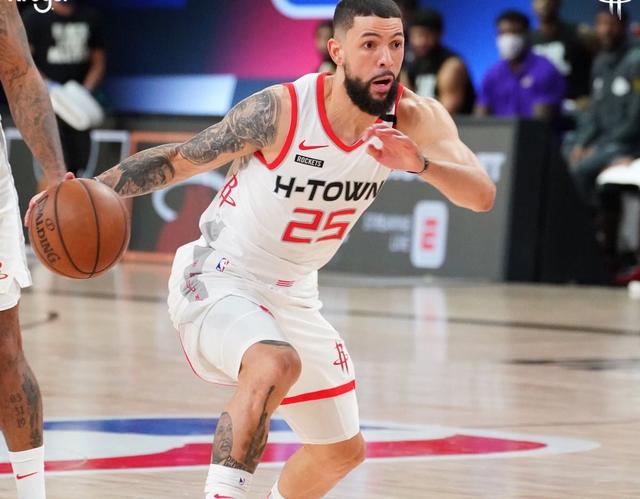 彼此冲突的 彼此冲突的